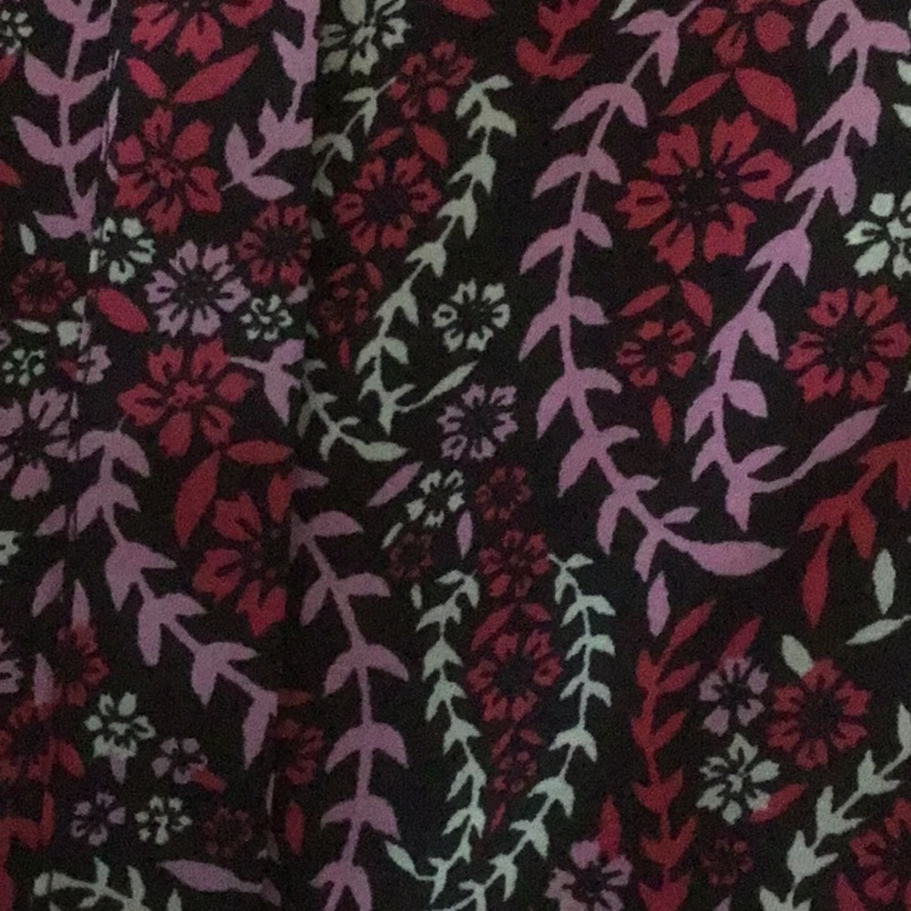 Floral pattern women’s blouse